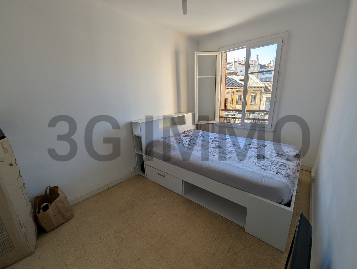 Photo mobile 10 | Marseille (13004) | Appartement de 55.00 m² | Type 4 | 142000 € |  Référence: 171880AM