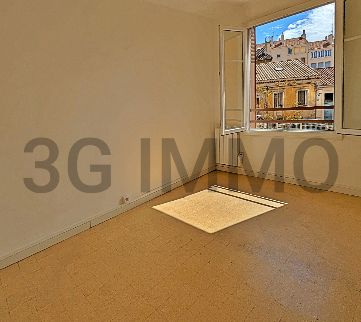 Photo 12 | Marseille (13004) | Appartement de 55.00 m² | Type 4 | 142000 € |  Référence: 171880AM