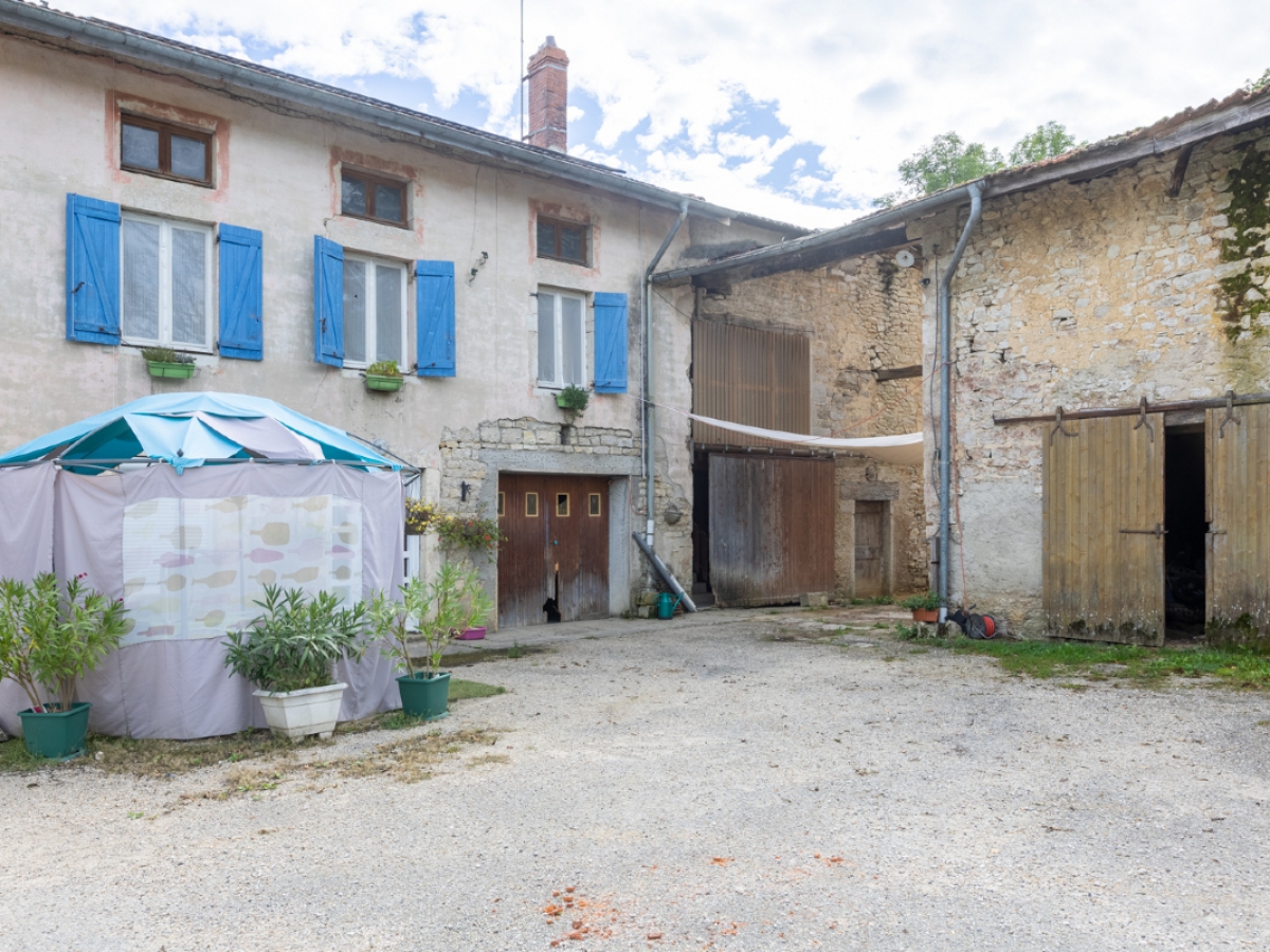 Vente Maison 130m² 7 Pièces à Simandre-sur-Suran (01250) - 3G Immobilier