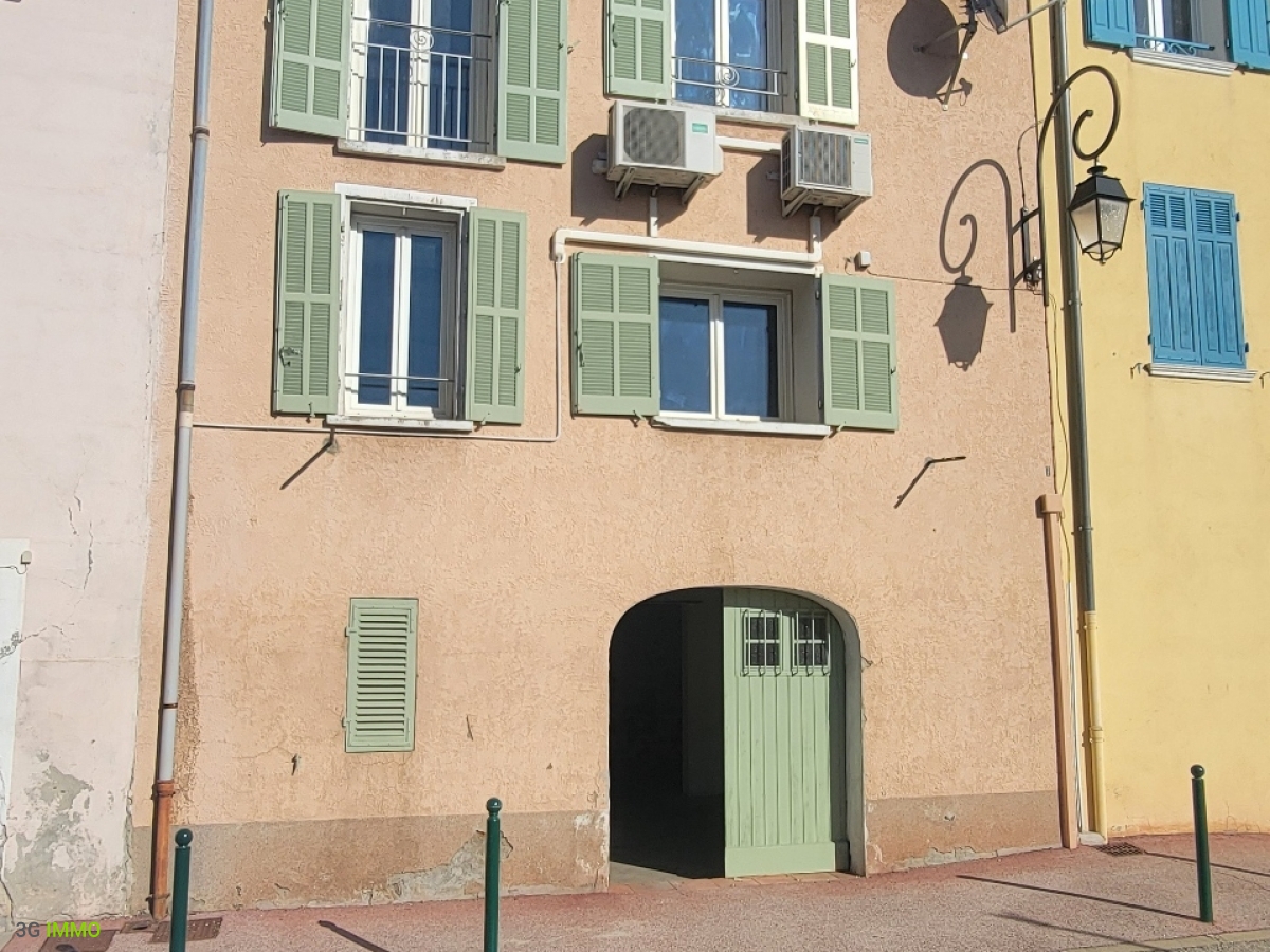 Vente Maison 77m² 4 Pièces à Pierrefeu-du-Var (83390) - 3G Immobilier