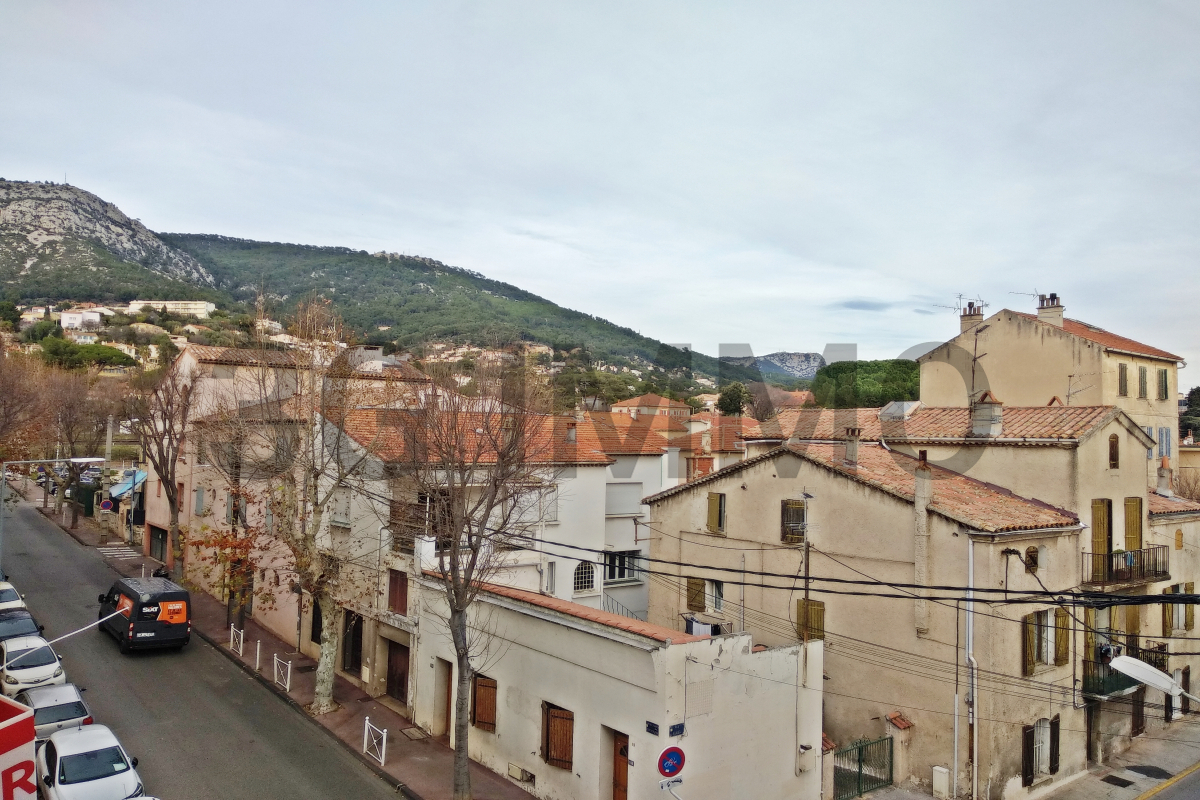 Photo 8 | Toulon (83100) | Appartement de 53.00 m² | Type 3 | 206700 € |  Référence: 185384PP
