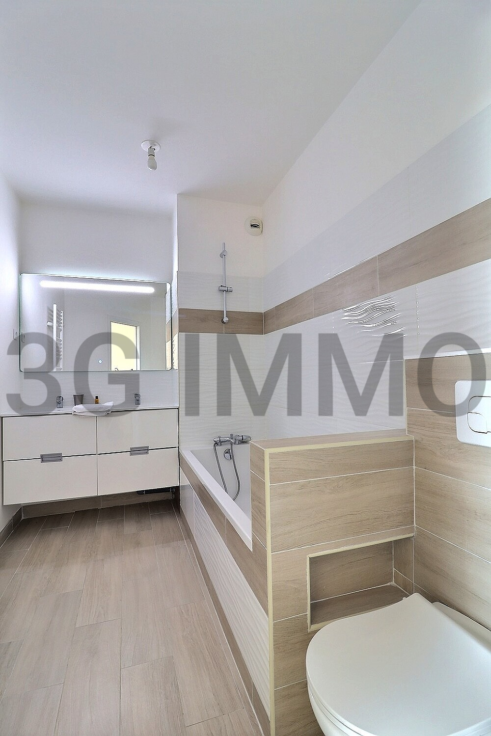 Photo mobile 10 | Deauville (14800) | Appartement de 56.06 m² | Type 3 | 374800 € |  Référence: 187355PG