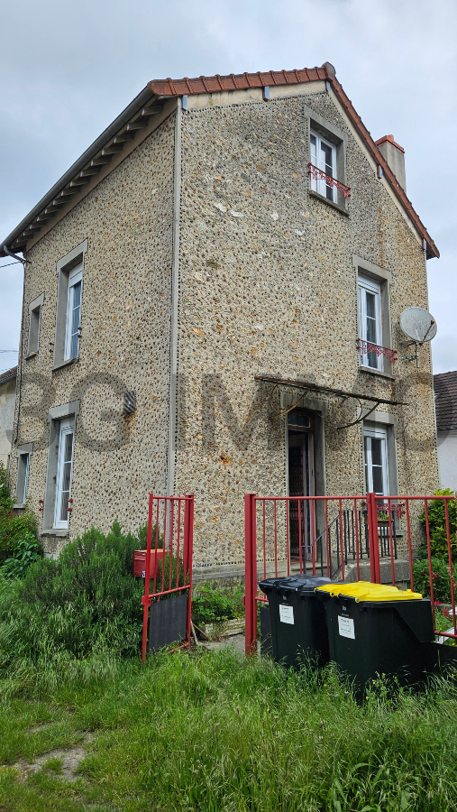 Vente Maison 55m² 3 Pièces à Saint-Cyr-sur-Morin (77750) - 3G Immobilier